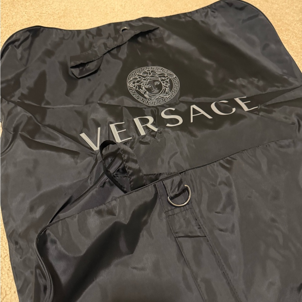 New! Versace Long Black Garment Bag - Picture 4 of 4